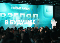 От пересдачи ЕГЭ до контроля мигрантов: «Новые люди» рассказали, что полезного сделали для воронежцев