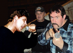 Что связывает панк-рок «Сектора Газа» с блатным шансоном «Бутырки»