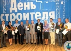 Строители прирулили Людмилу Подшивалову к мэрии Воронежа