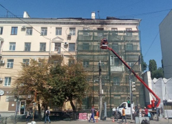 О восстановительных работах в пострадавшем от БПЛА доме рассказали воронежцам 