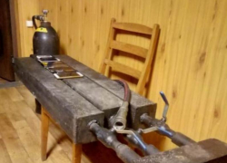 Воронежскую колонию хотели обстрелять телефонами из самодельного миномета