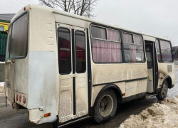 Рейсовый автобус с 15 пассажирами попал в ДТП на «встречке» в Воронежской области