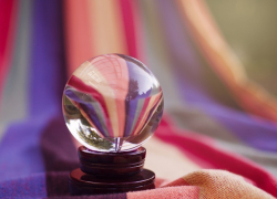 В Воронеже маг-мошенница получила условный срок 