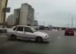 Мастерский уворот от ДТП показали от первого лица в Воронеже