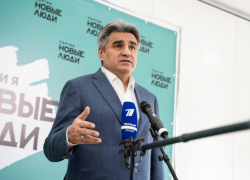 «Новые люди» стали самой популярной оппозиционной партией страны и объявили набор кандидатов от народа