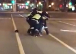 Грубое задержание мажора полицейскими попало на видео в Воронеже 