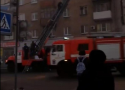 Опубликовано видео пожара, из-за которого эвакуировали дом на Московском проспекте
