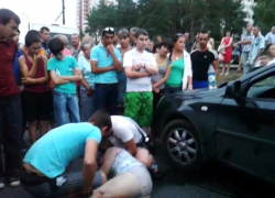 В Воронеже неадекватный мужчина на иномарке протаранил несколько машин