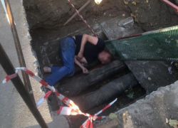 В Воронеже мужчина упал в огражденный котлован