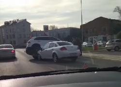 Последствия ДТП под зловещую речь попали на видео в Воронеже 