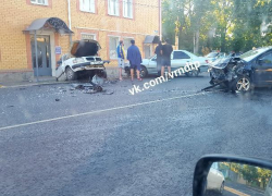 Три человека пострадали в массовом ночном ДТП в Воронеже