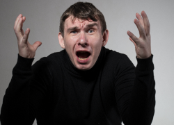 Воронежец перед Новым годом набрал кредитов, чтобы раздать деньги мошенникам