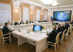 Доступную среду во дворах для ветеранов СВО обсудили в Воронеже