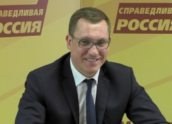 «Социальное напряжение в обществе продолжает расти!» - и.о. главы воронежской «Справедливой России» Артём Рымарь