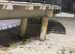 Мэрия впервые прокомментировала разрушение парящих мостов на набережной в Воронеже