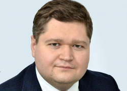 Депутат Воргордумы Зачупейко похвастался ремонтом школы за чужие деньги и в чужом регионе