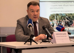 «Давайте честно»: что профильное управление может предложить для воронежской молодежи