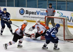 Воронежский «Буран» снова уступил нижнетагильскому «Спутнику»