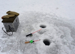 Спасатели рассказали о толщине льда на Воронежском водохранилище 