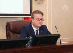 Врио мэра Воронежа потребовал ежедневного отчета об уборке дворов от снега