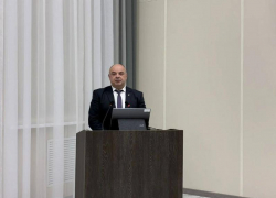 Главой Репьевского района Воронежской области снова избрали единоросса