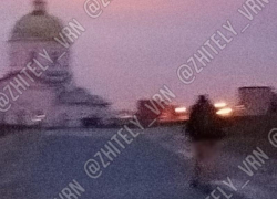 В куртке, но без штанов и трусов: воронежцы сообщили о полуголом мужчине на кладбище 