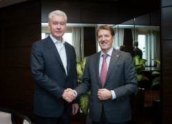 Алексей Гордеев прогулялся по «Политбюро» между Собяниным и группой Ковальчука