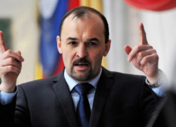 «Буран» зацепился за «Локомотив» и его бывшего тренера