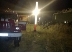 Легковушка столкнулась с грузовым поездом под Воронежем: один человек погиб
