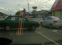 Абсурдное ДТП на трассе под Воронежем сняли на видео