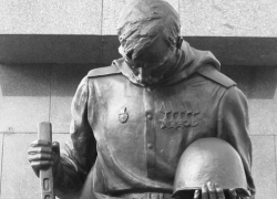 «Вот такая у нас беда на воронежской земле. Нет статуса у павших героев». Участник войны попросил помощи у губернатора Алексея Гордеева