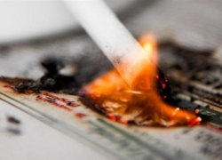 Двое мужчин сгорели из-за непотушенной сигареты в доме под Воронежем