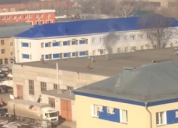 Крупный пожар на складе в Воронеже попал на видео