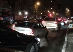 Воронеж парализовали 9-балльные пробки из-за многочисленных ДТП 