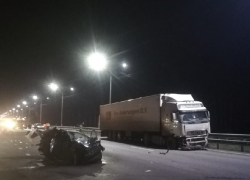 Смертельное массовое ДТП парализовало движение на М-4 "Дон"