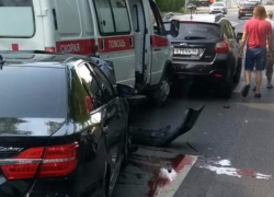 МВД сообщило о пострадавших в аварии с неадекватным водителем и «скорой» в Воронеже