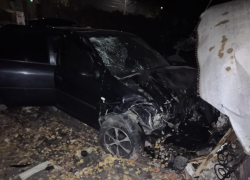 Полицейские показали снимки ДТП с забором в Воронежской области