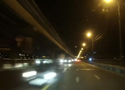 Побег с места ДТП на перекрытом мосту попал на видео в Воронеже