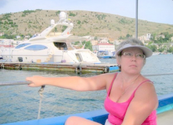 Молодцы, чо! Семилукские чиновники поднимают плату за детсад и тут же покупают джип главе района