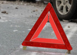 Водитель иномарки погиб в лобовом ДТП с фурой в Воронежской области 