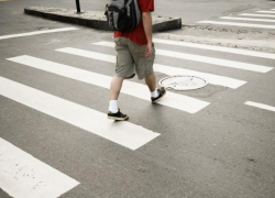 В Воронеже водитель иномарки сбил 11-летнего мальчика на зебре