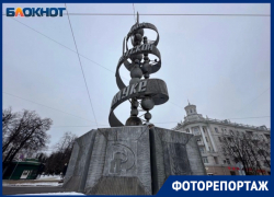 «Молекула ДНК»: как за несколько тонн металла Воронеж выменял символ советской науки