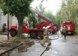 Из полыхающего офисного здания в Воронеже сотрудники МЧС спасли 25 человек