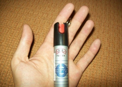 Воронежский Роспотребнадзор проверил школу, где распылили газ