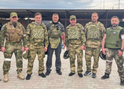 Спикер Воронежской облдумы Нетесов сфотографировался в военной форме на Украине