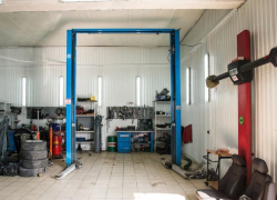 Два трупа нашли в автомастерской под Воронежем 