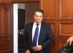 Александр Трубников хочет, чтобы ему вернули деньги