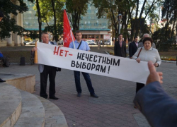 Коммунисты угрожают Владимиру Селянину орденом «за лукавые подсчёты»