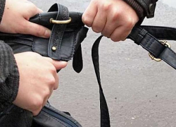 В Воронеже около ВГУ избили и ограбили мужчину