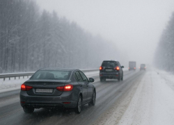 На М-4 «Дон» и М-11 «Нева» ограничат скорость - в России вводят зимний скоростной режим